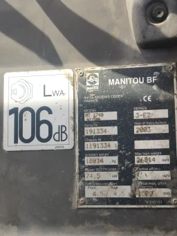 Телескопичен товарач Manitou MT 1740 image 15