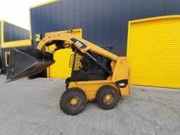 Мини челен товарач Caterpillar 216B3 image 4