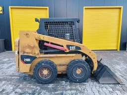 Мини челен товарач Caterpillar 216B3 image 2