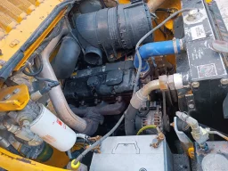 Мини челен товарач  JCB  Robot 190 image 6