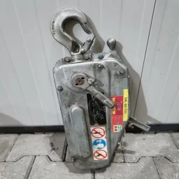 Лебедка 800кг Tractel