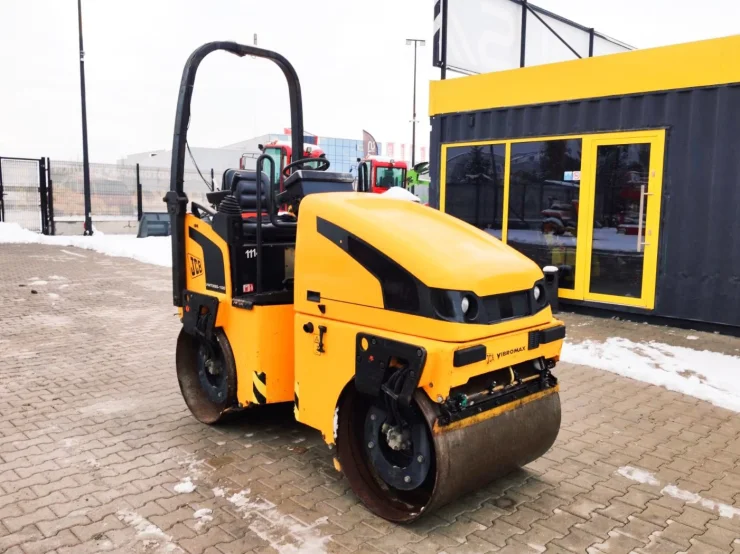 Валяк JCB VMT 260-100 / 1030 реални мото часа 