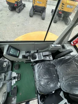 Мини багер Kubota MX40 image 8