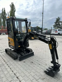 Чисто Нов Мини багер 1.5 тона MX15 image 8