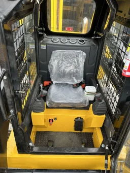 Чисто Нов Мини челен товарач 3 тона SSX50  image 4