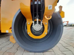 НОВ ДВУБАНДАЖЕН ВАЛЯК 3000 КГ SANY STR30C-10 image 2