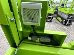 НОВА НОЖИЧНА ВИШКА 12 М. / 350 КГ ZOOMLION ZS1012HD  image 12