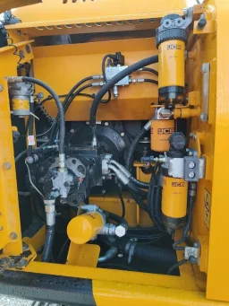 Верижен багер JCB image 8