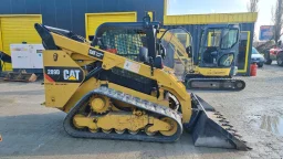 Мини верижен товарач CAT image 3