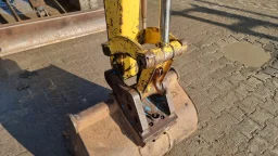 мини багер Komatsu image 11