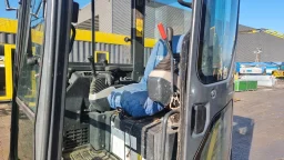 мини багер Komatsu image 19