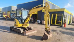 мини багер Komatsu image 3
