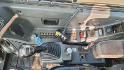 Употребяван мини багер Hyundai image 4