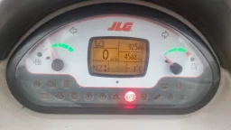 Телескопичен товарач JLG image 8