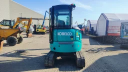 Мини багер Yanmar SK30SR-6E image 4