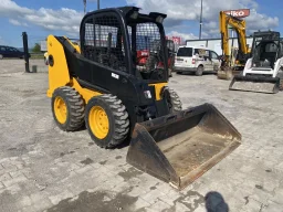 Мини колесен товарач JCB Robot 170 image 3