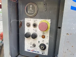 Ножична вишка Skyjack SJ6826RT image 7