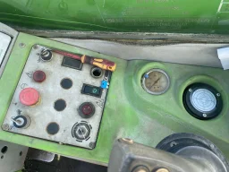 Телескопичен товарач Merlo 40.25 image 4