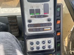 Колесен багер Case WX150 image 3