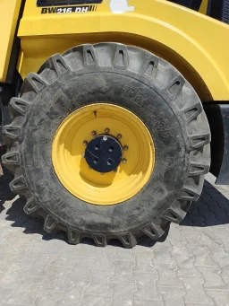 Валяк Bomag BW 216 DH image 6
