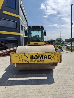 Валяк Bomag BW 216 DH image 8