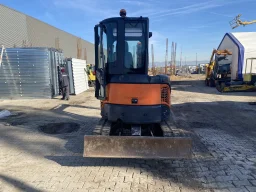 Мини багер Hitachi ZX30U-2 image 6