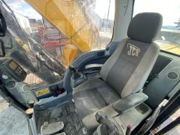 Верижен багер JCB JS330 image 18