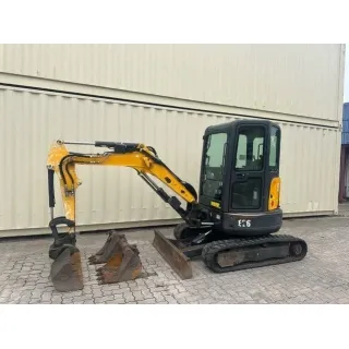 Мини багер Bobcat E26