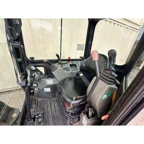 Мини багер Bobcat E26 image 1