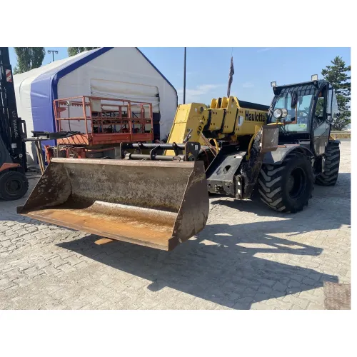 Телескопичен товарач Haulotte HTL 4017