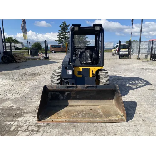 Мини колесен товарач JCB Robot 170 image 2