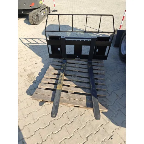 Палетни вилици – Мини челен товарач 3Т image 1