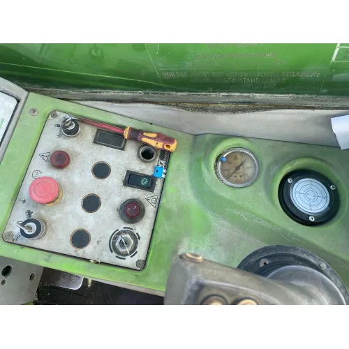 Телескопичен товарач Merlo 40.25 image 4