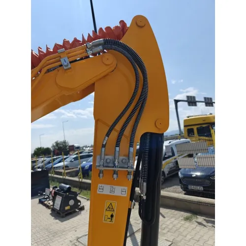 Мини багер Lonking CDM6025 image 15