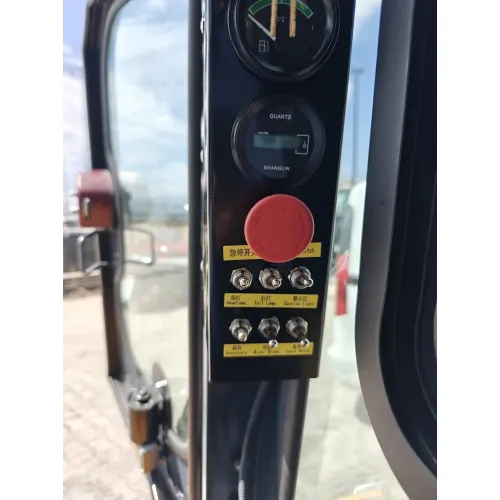 Мини челен товарач Lonking CDM303 image 11