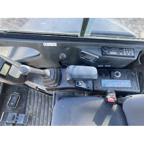 Мини багер Hitachi ZX30U-2 image 16