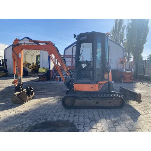 Мини багер Hitachi ZX30U-2 image 8