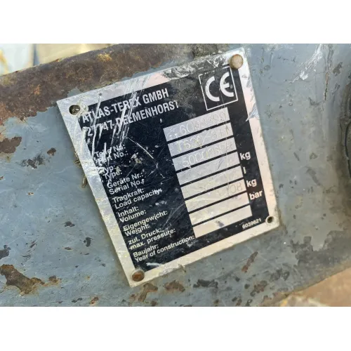 Верижен багер Terex TC225LC image 18