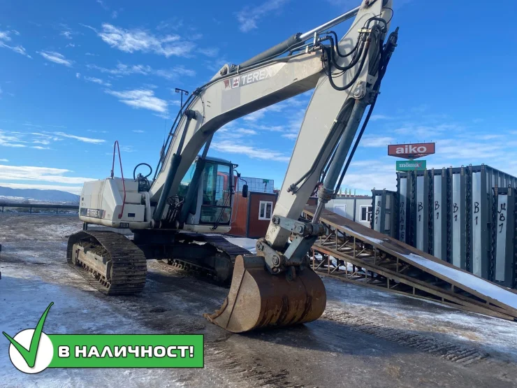Верижен багер Terex TC225LC
