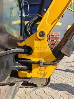 Мини багер JCB 8026 image 10