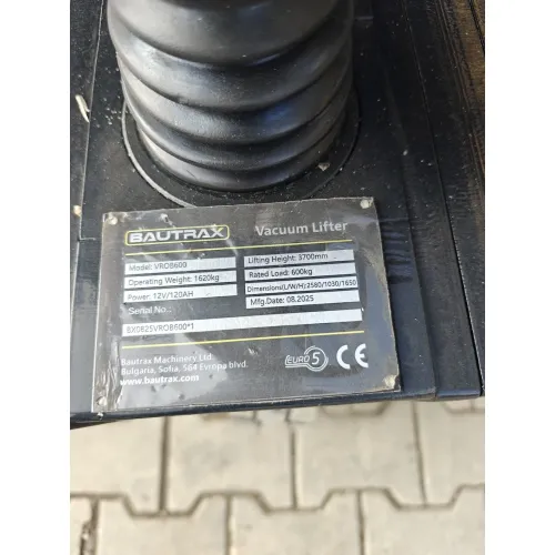 Монтажен робот за стъкла Bautrax VROB600 image 11