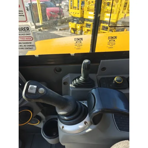 Мини багер JCB 48z-1 image 17