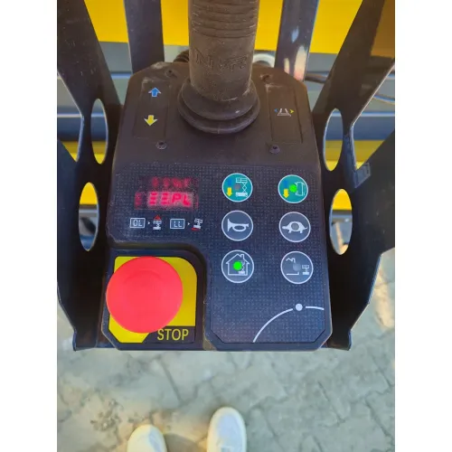 Ножична вишка Bautrax SL8 image 6