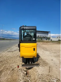 Мини багер JCB 15C-1 image 8