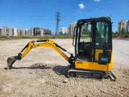 Мини багер JCB 15C-1 image 10