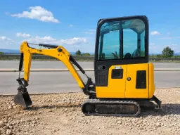 Мини багер JCB 15C-1 image 17