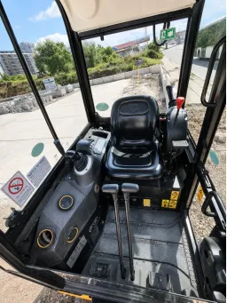 Мини багер JCB 15C-1 image 19