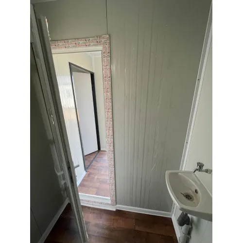 Жилищен контейнер Контейнер с баня и тоалетна 3x7 image 1