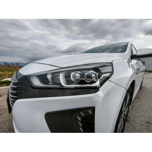 Автомобил Hyundai Ioniq Plug-In Хибрид image 11