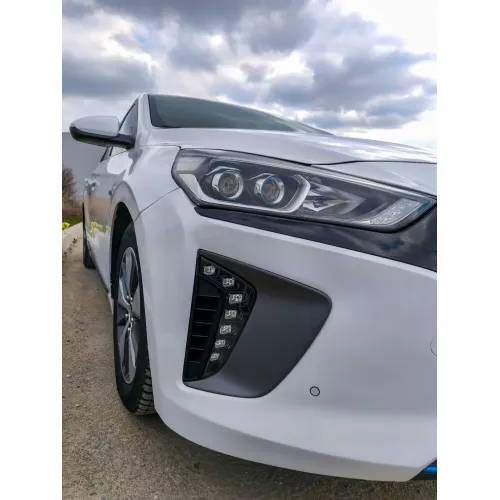 Автомобил Hyundai Ioniq Plug-In Хибрид image 5